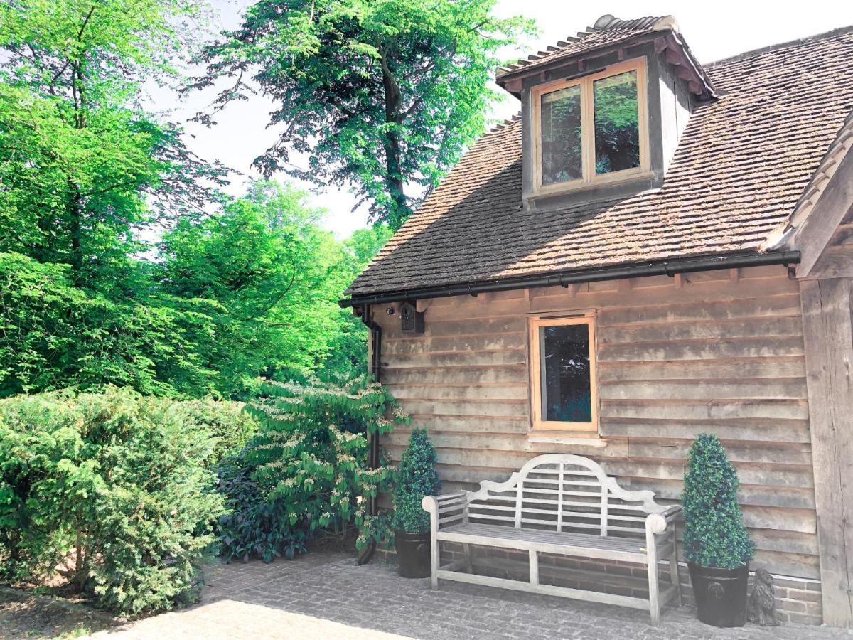 Hertford Barn Conversion Екстериор снимка