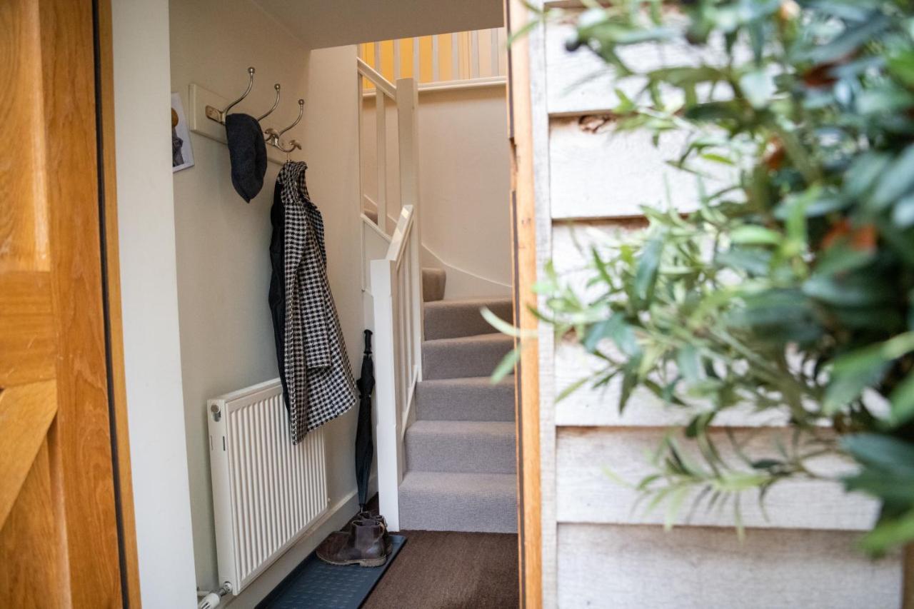 Hertford Barn Conversion Екстериор снимка