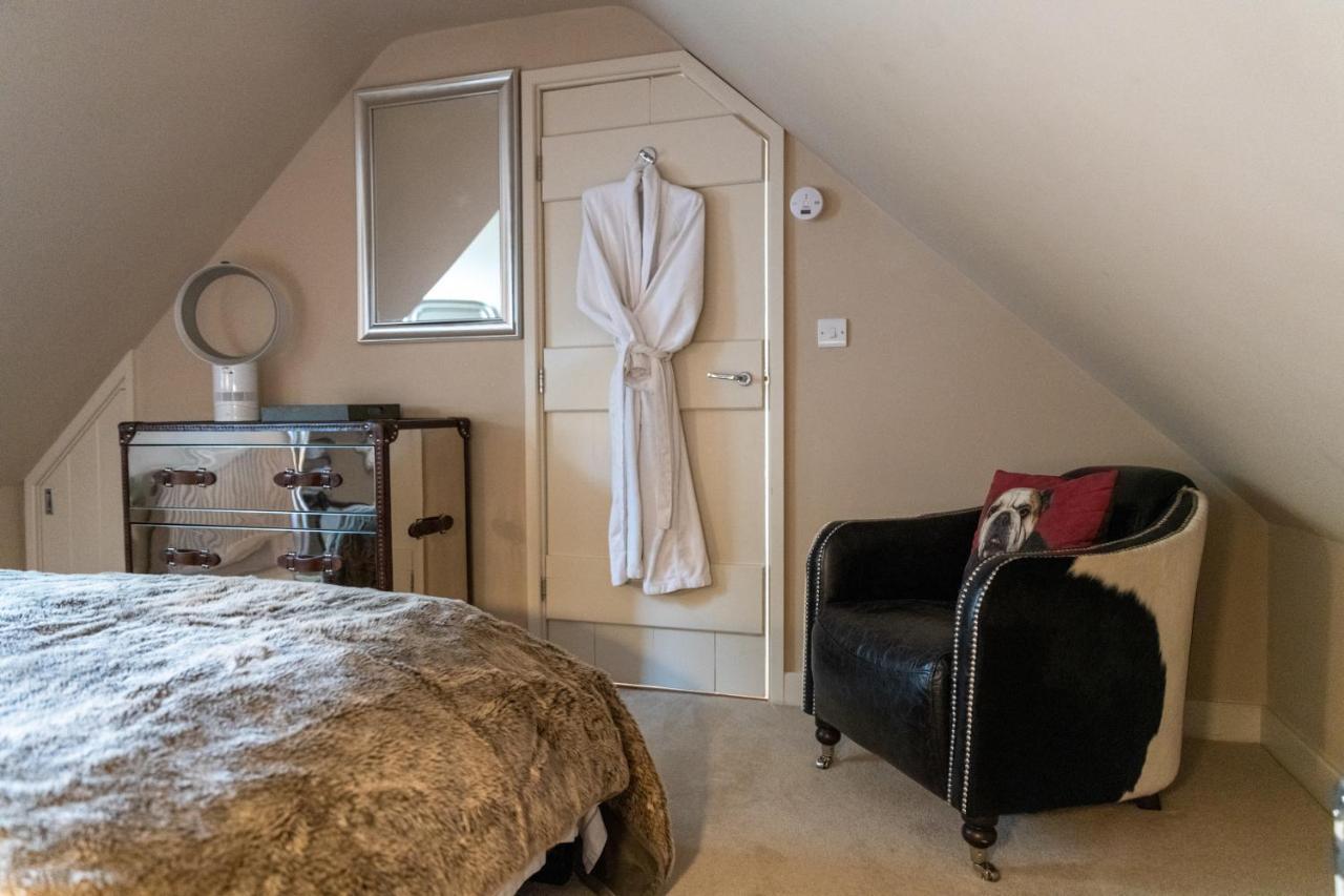 Hertford Barn Conversion Екстериор снимка