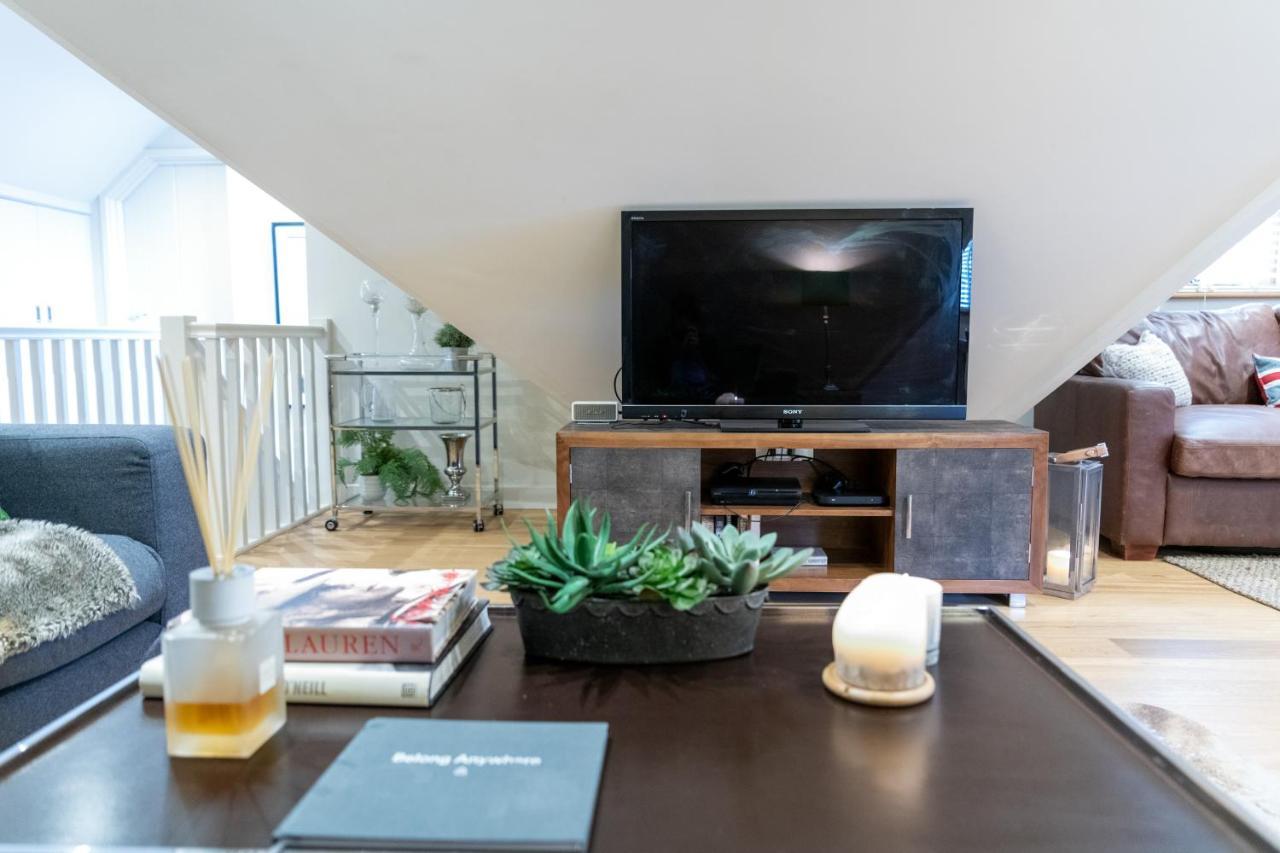 Hertford Barn Conversion Екстериор снимка