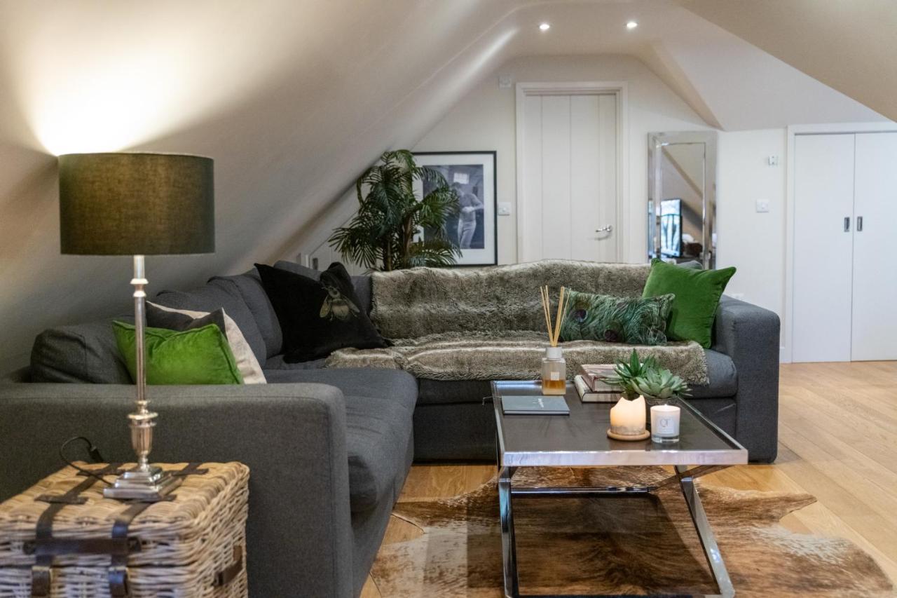 Hertford Barn Conversion Екстериор снимка