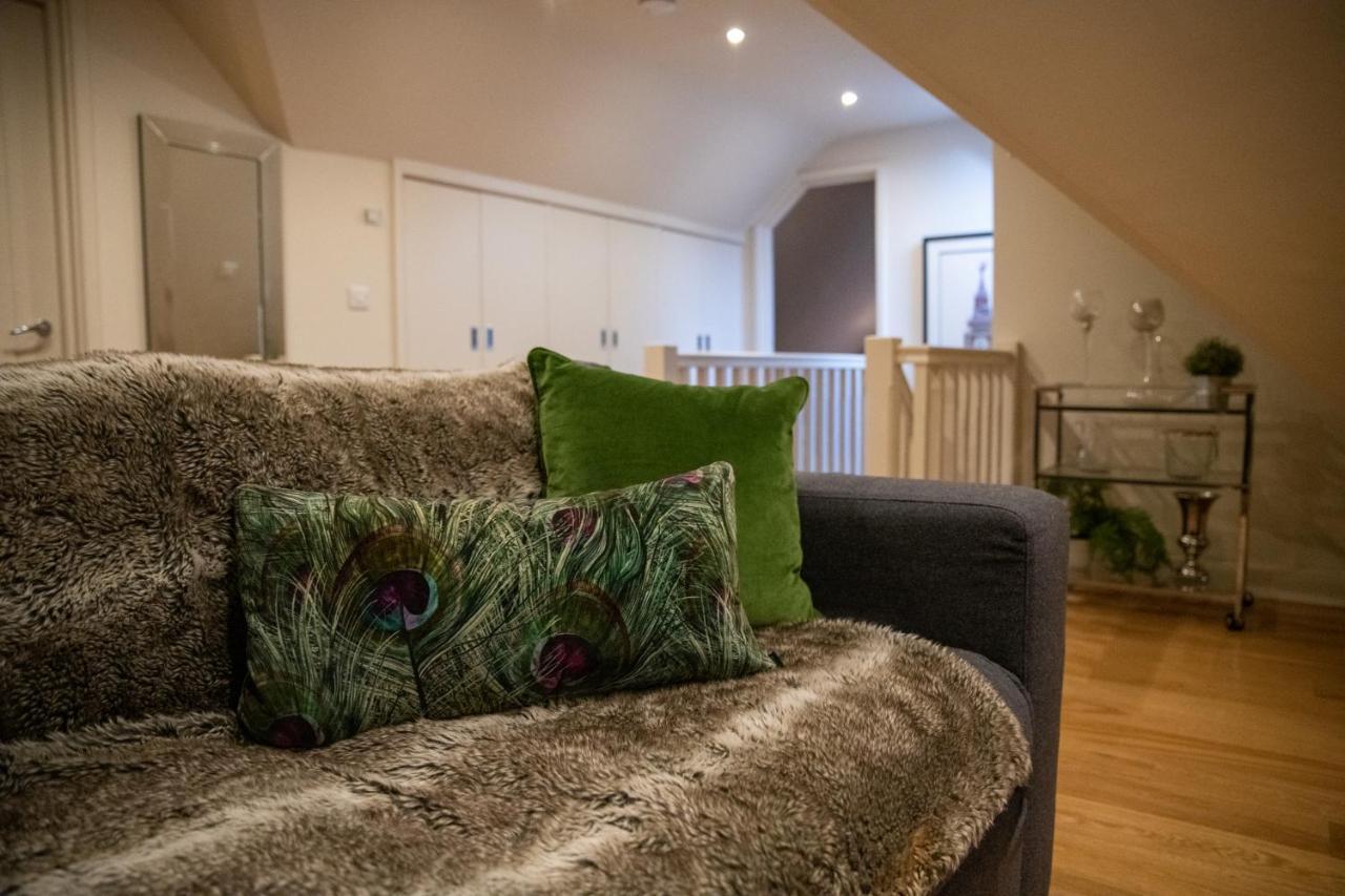 Hertford Barn Conversion Екстериор снимка